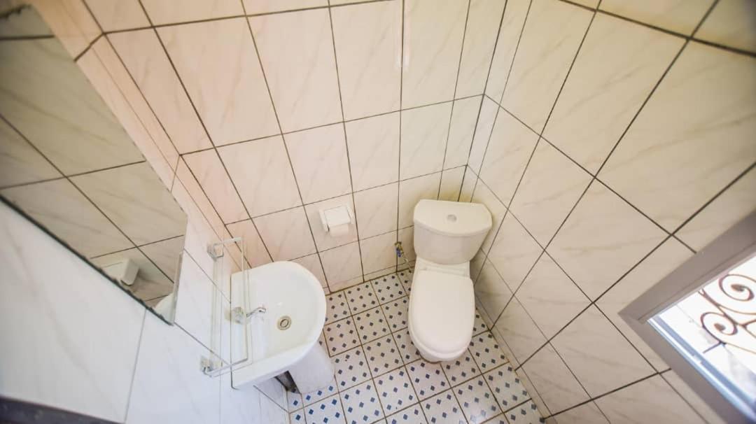 Appartements Neuf De Haut Standing Dm & Ng A Bafoussam Exterior photo
