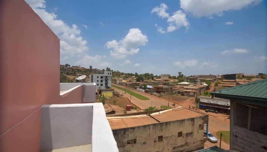 Appartements Neuf De Haut Standing Dm & Ng A Bafoussam Exterior photo