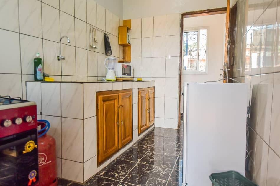 Appartements Neuf De Haut Standing Dm & Ng A Bafoussam Exterior photo